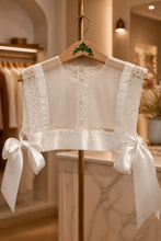 Load image into Gallery viewer, Organdy White Bib
