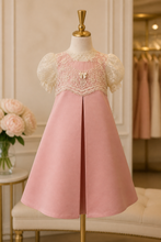 Load image into Gallery viewer, Light Pink Linen Basic